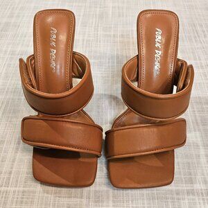 NWOT PUBLIC DESIRE Tan Velcro Double Strap Square Toe Heeled  Kora Mules size 4